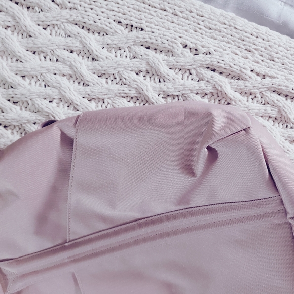 Herschel Supply Co. Weekender Country Women's Ash Rose Pink Tote Bag - Picture 3 of 15